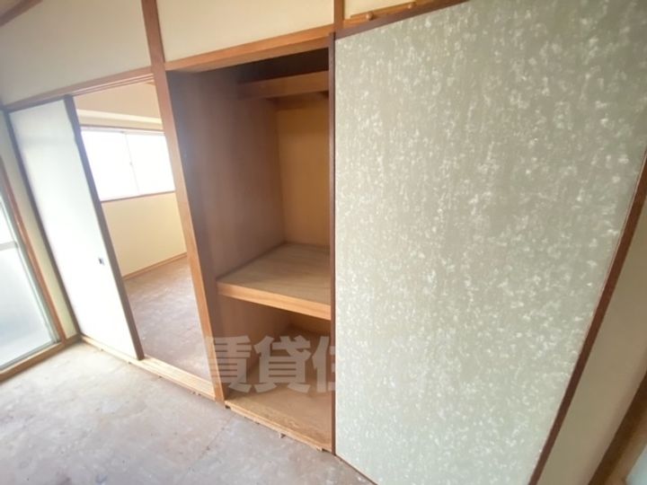 小松マンションの内装