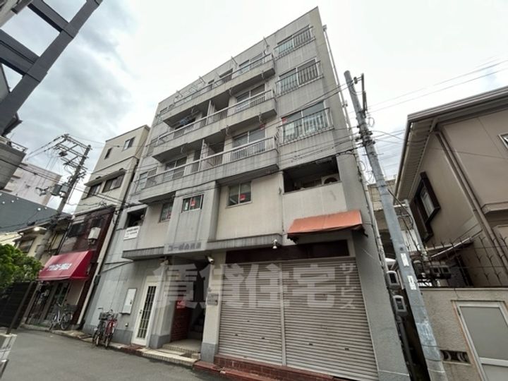 エスタ住吉公園の外観