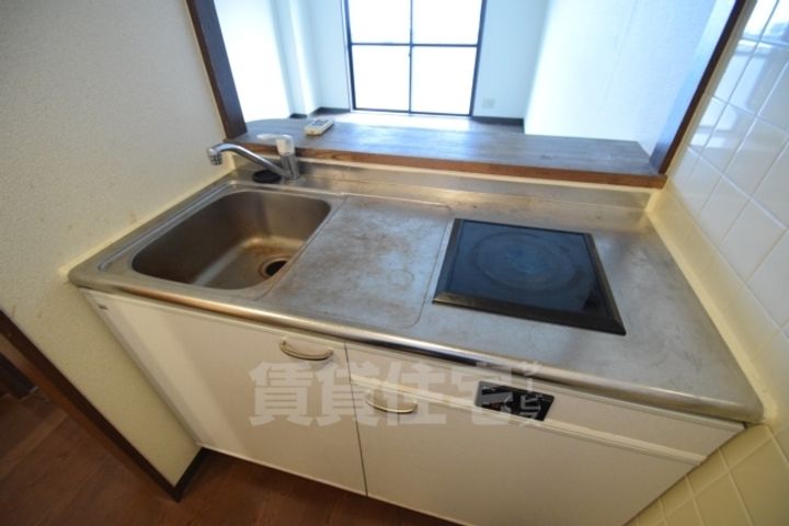 大阪府大阪市住吉区山之内4丁目の賃貸マンションのキッチン