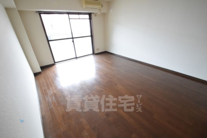 大阪府大阪市住吉区山之内4丁目の賃貸マンションの寝室