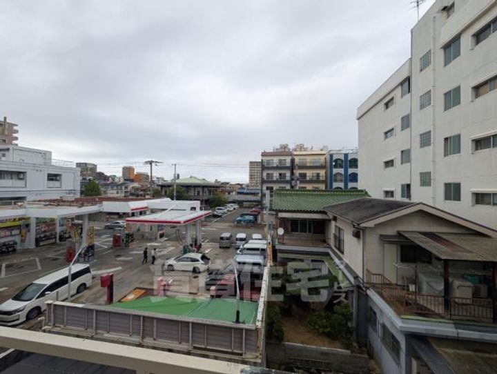 中央マンションの周辺
