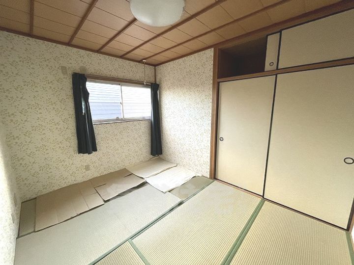 ミウラマンションの居間