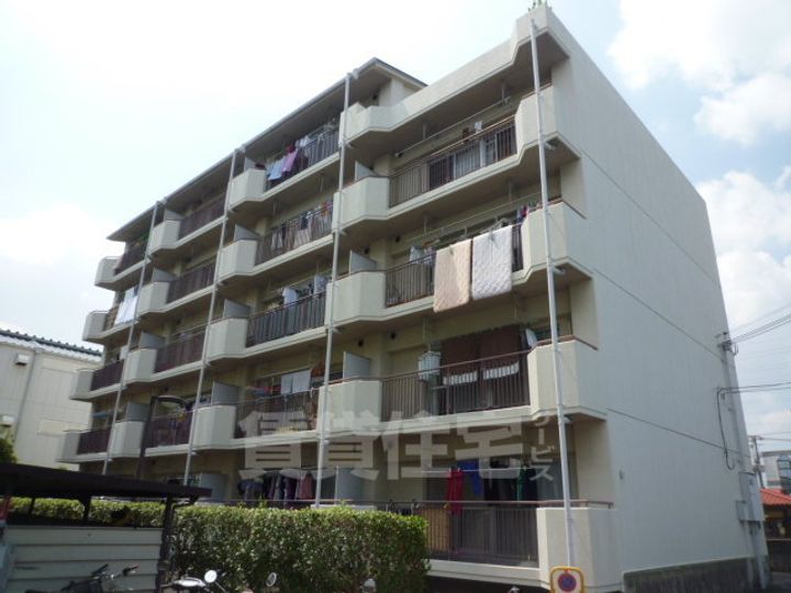 ウエストハイツP1の外観