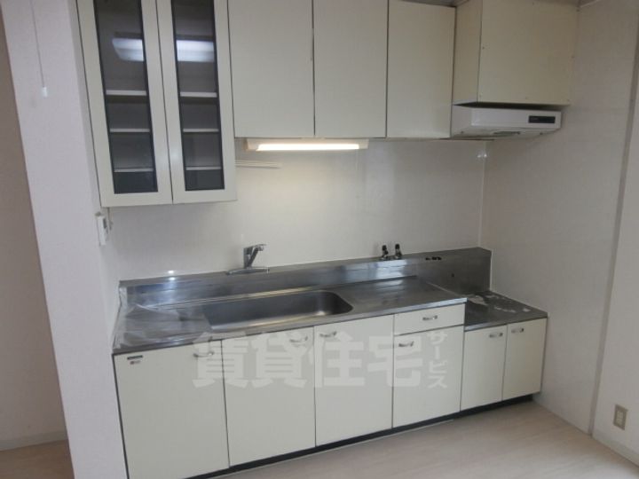 ウエストハイツP1のキッチン