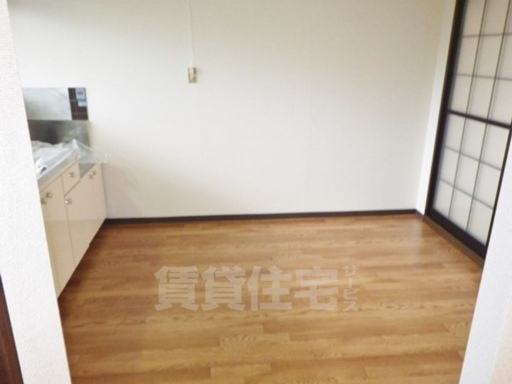 フラットNの居間