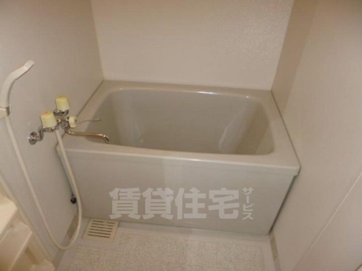 大阪府大阪市西淀川区竹島3丁目の賃貸アパートの風呂