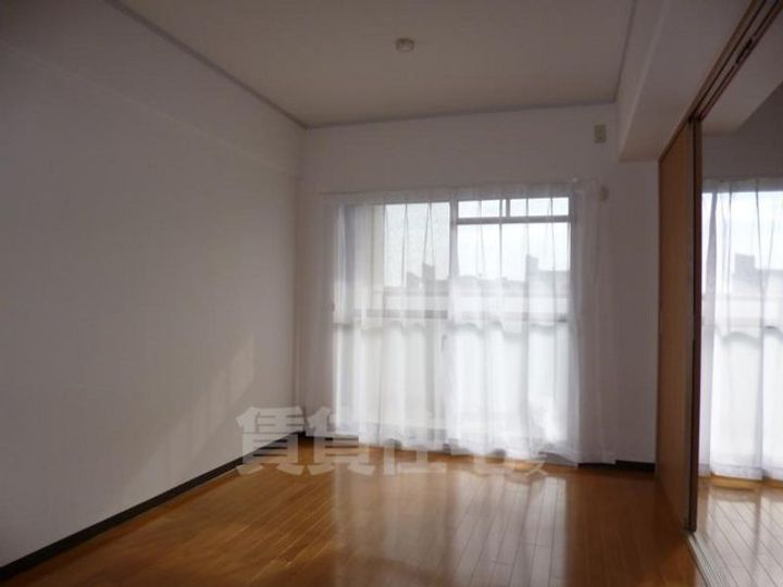 大阪府大阪市西淀川区出来島2丁目の賃貸マンションの寝室