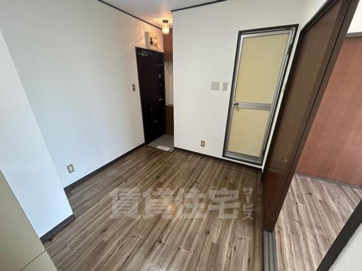 大阪府大阪市淀川区三津屋北2丁目の賃貸マンションの居間