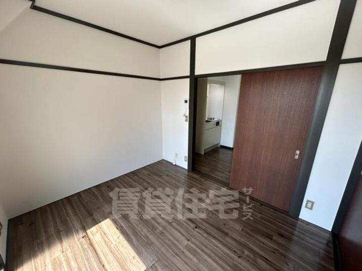 大阪府大阪市淀川区三津屋北2丁目の賃貸マンションの内装