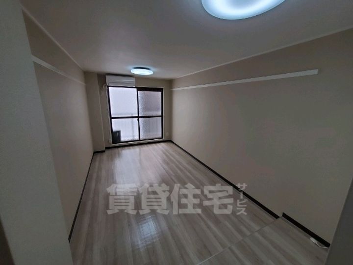 メゾンベルキャステルの居間