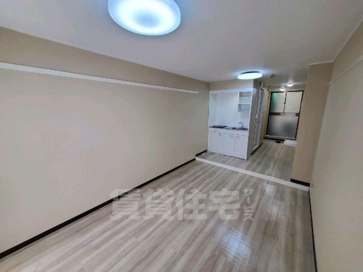 メゾンベルキャステルの居間