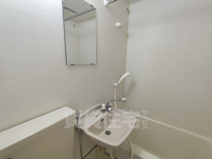 ザシティ新大阪(旧学校通り)の内装