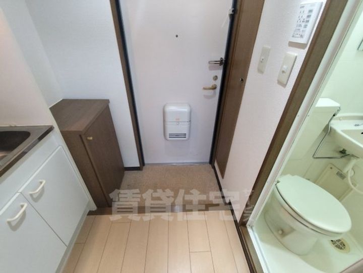 ザシティ新大阪(旧学校通り)の玄関