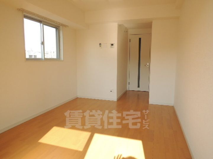 グローリア新北野の寝室