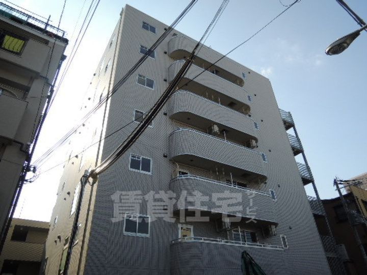 グローリア新北野の外観