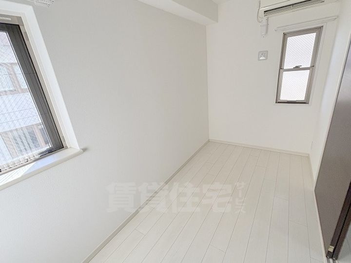 大阪府大阪市淀川区西宮原3丁目の賃貸マンションの寝室