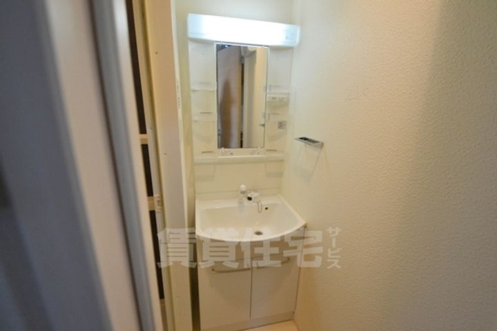 大阪府大阪市淀川区西宮原3丁目の賃貸マンションの内装