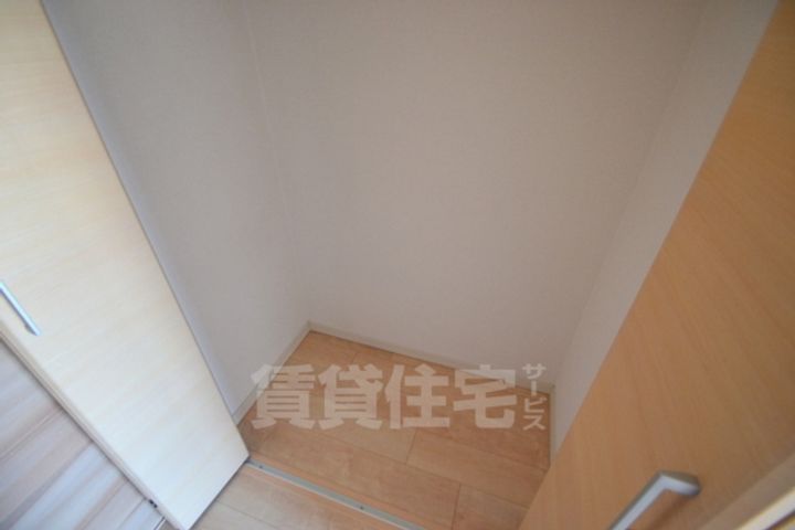 大阪府大阪市淀川区西宮原3丁目の賃貸マンションの内装