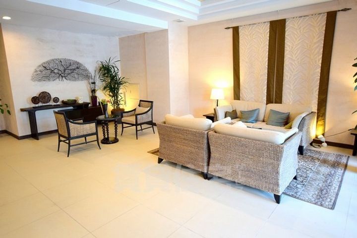 大阪府大阪市淀川区西宮原3丁目の賃貸マンションの玄関