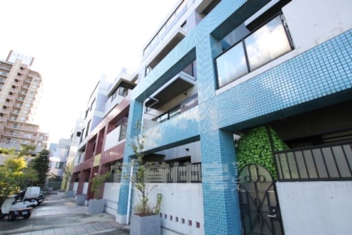 シオンズガーデン花川(元おおきに花川サニーアパートメント)の外観