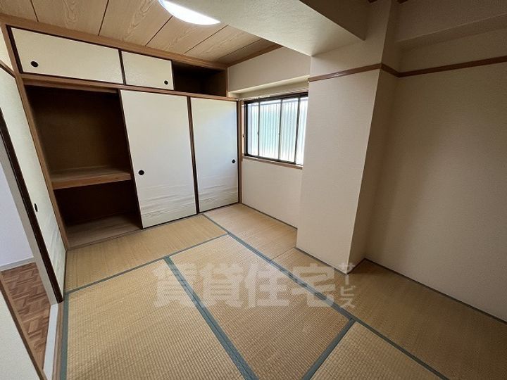 サン仲村の内装