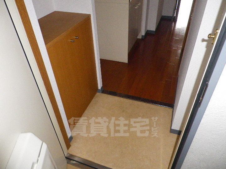 グレイス吹上の玄関