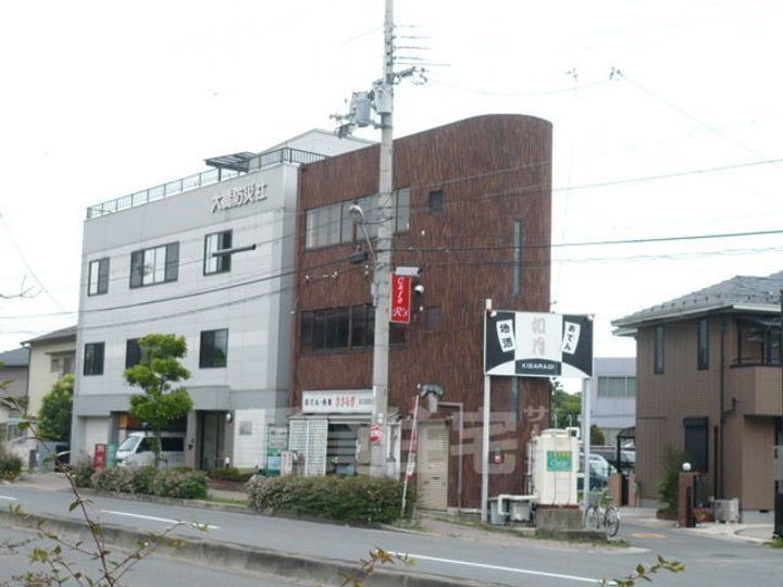 さくらビル昆陽池の外観