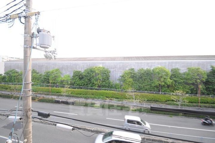 さくらビル昆陽池の周辺