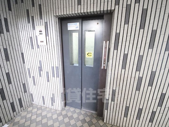 グリーンハイツもりきくの玄関