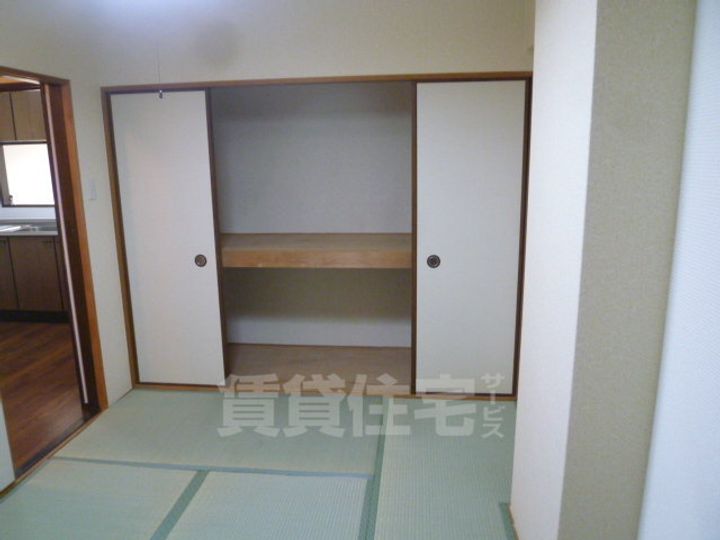 ツカサロイヤルハイツ瓢箪山の寝室