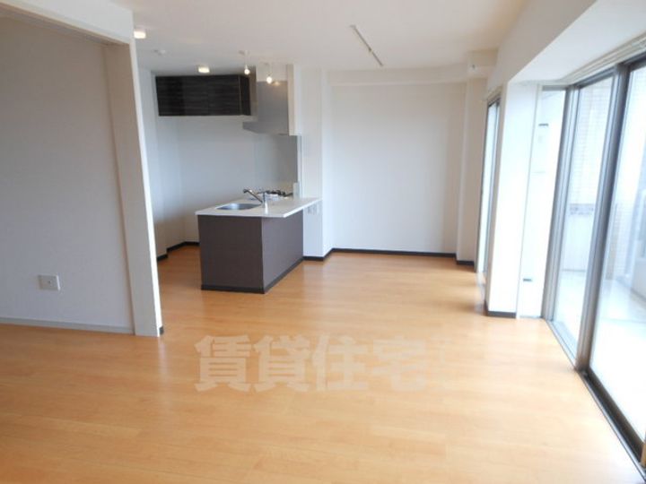 茶屋ヶ坂ライズの居間