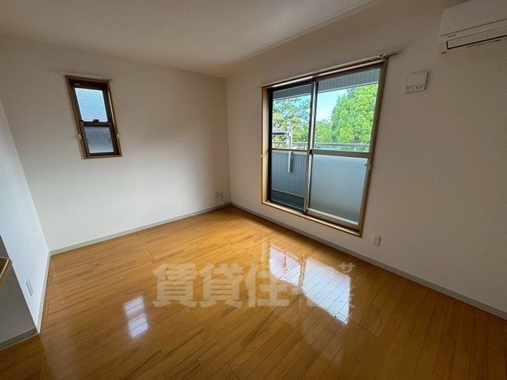 マージェの寝室