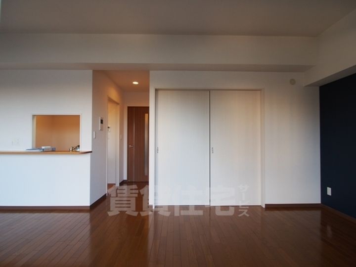 リバーコート砂田橋1の居間