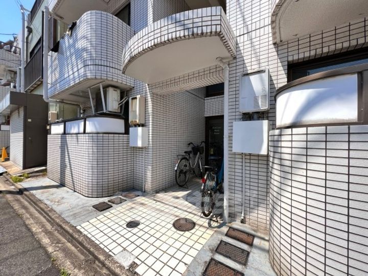 エクセルコート名駅南の玄関