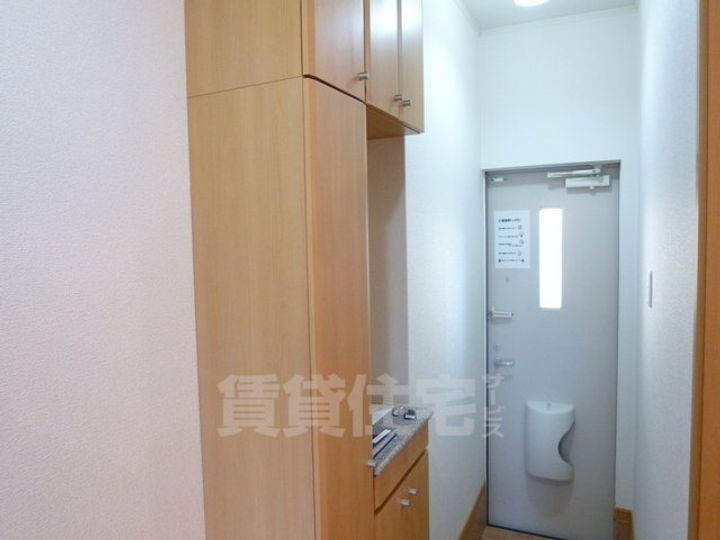 大阪府堺市東区日置荘田中町の賃貸アパートの内装