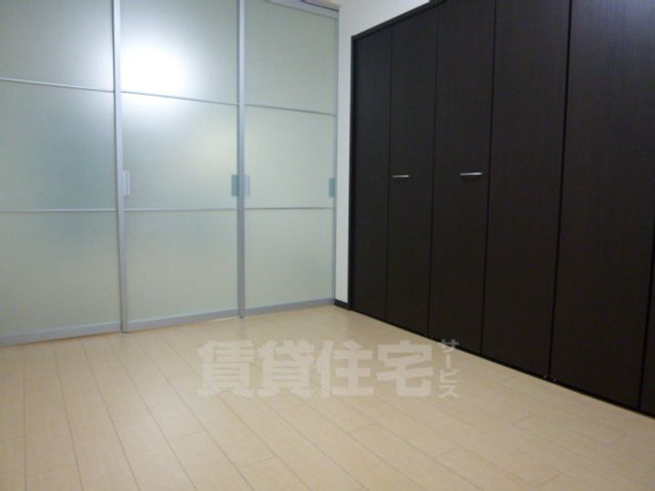 大阪府堺市北区北花田町3丁の賃貸アパートの寝室