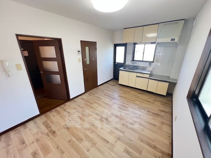 グレーシア初芝の居間