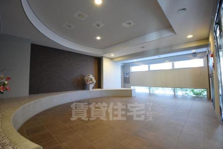 大阪府堺市中区深井清水町の賃貸マンションの玄関