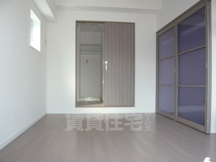 大阪府堺市中区深井清水町の賃貸マンションの寝室