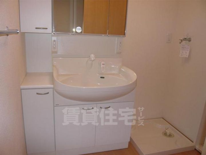 大阪府堺市北区北花田町3丁の賃貸アパートの内装