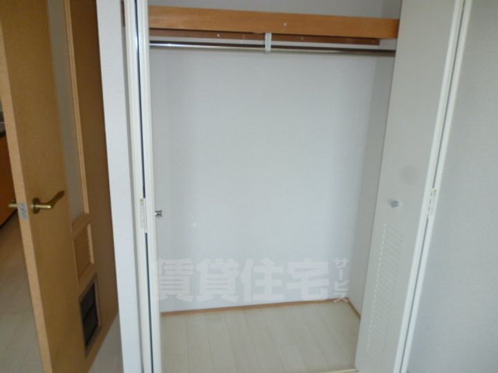 大阪府堺市北区長曽根町の賃貸マンションの内装