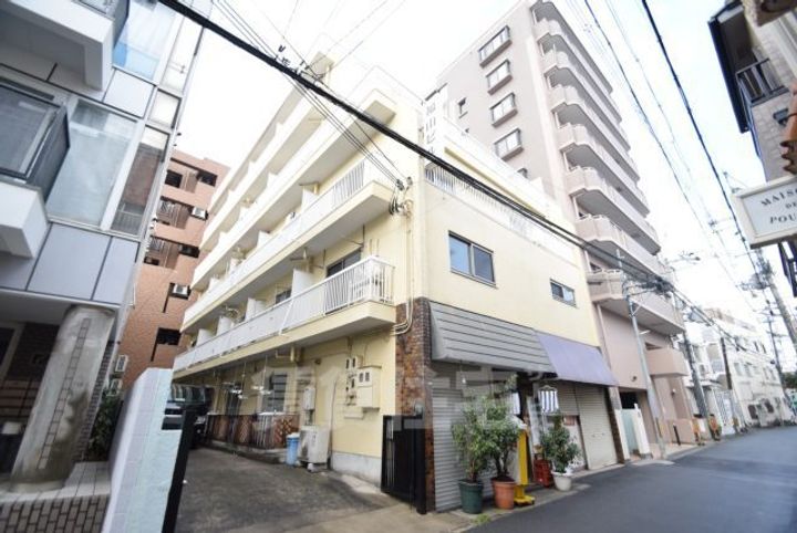 大阪府茨木市駅前1丁目の賃貸マンションの外観