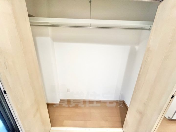 大阪府茨木市駅前1丁目の賃貸マンションの内装