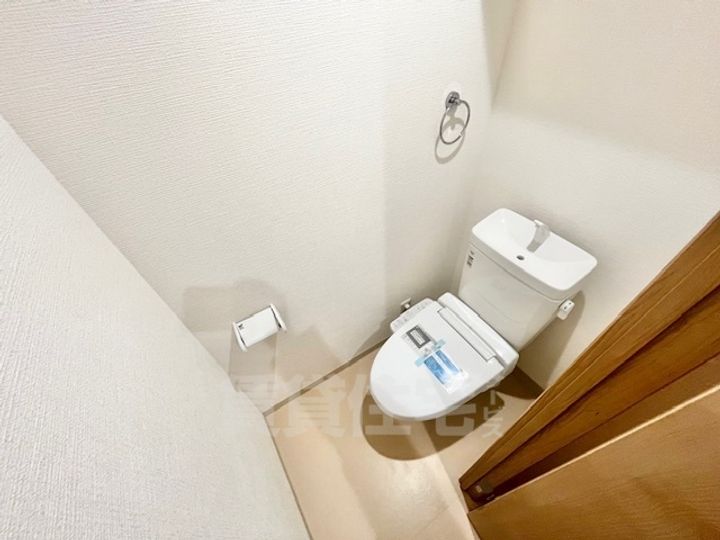 大阪府茨木市駅前1丁目の賃貸マンションの内装