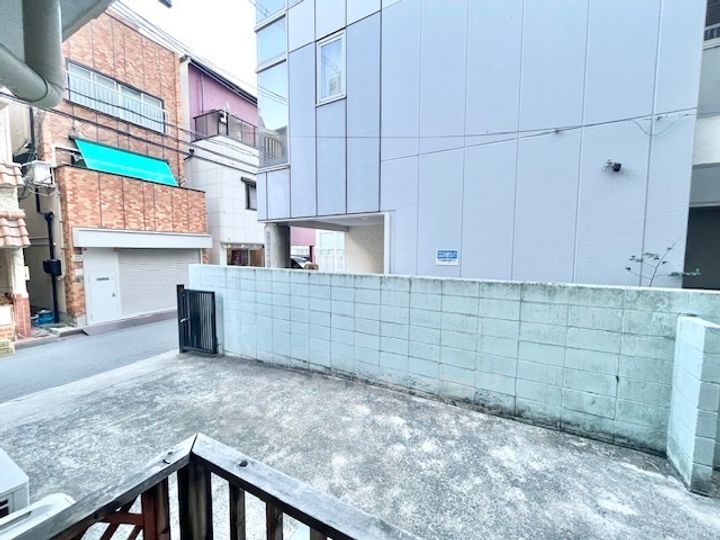 大阪府茨木市駅前1丁目の賃貸マンションの周辺