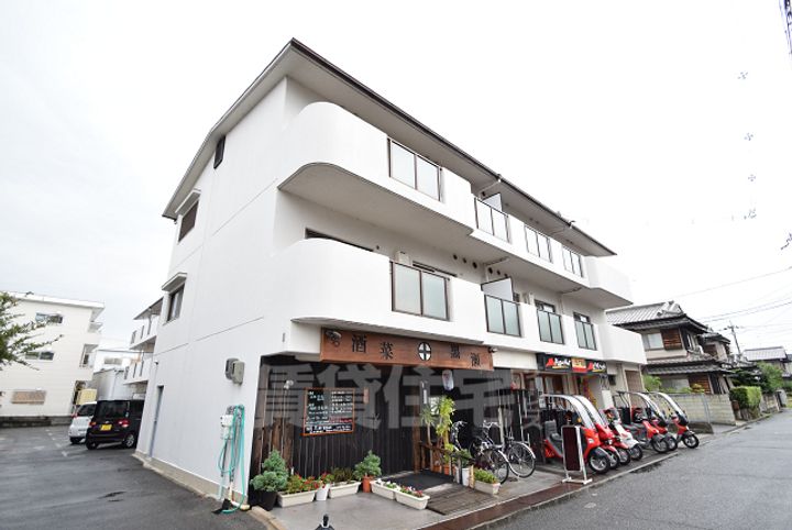 ルネ真砂の外観