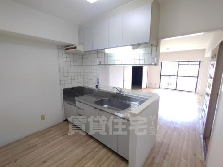 大阪府茨木市玉瀬町の賃貸マンションのキッチン