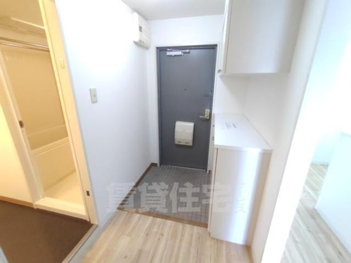 大阪府茨木市玉瀬町の賃貸マンションの玄関