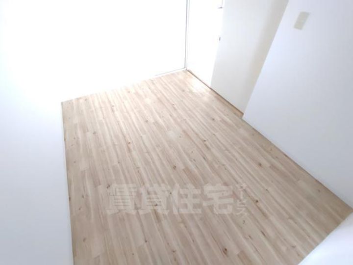 大阪府茨木市玉瀬町の賃貸マンションの寝室