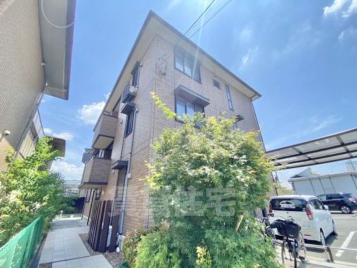 大阪府茨木市島1丁目の賃貸アパートの外観